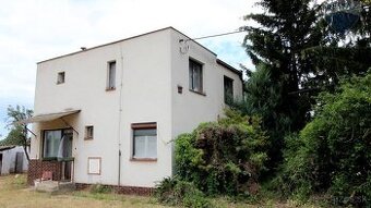 Starší rodinný dom s veľkým pozemkom na predaj Šoporňa, 3787 - 1