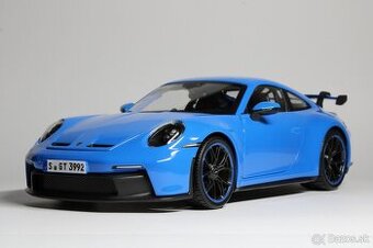 1:18 - Porsche 911 GT3 (992) - Maisto