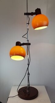 Retro podlahová lampa