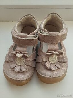 Sandálky D.D. Step s kvietkom, veľ. 23