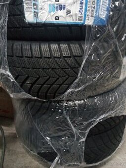 Zimné pneumatiky 195/65R15
