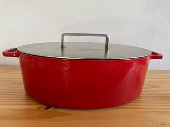 Smaltovany liatinovy hrniec