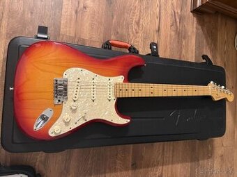 Fender USA Deluxe Stratocaster 2015