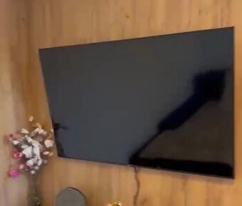 Televízia LG 65UR80003