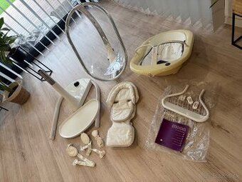 Jedalenska stolička na kŕmenie - Mima Moon