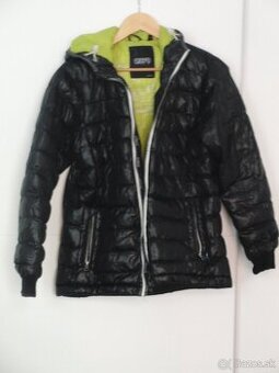 Dámska zimná bunda s kapucou 2117.