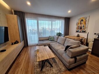 Prenájom 2-izbový byt v Senci