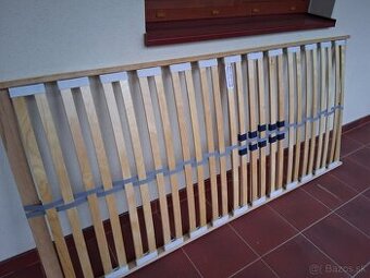 Drevený rošt na posteľ