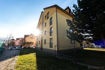 Zariadený 1,5-izbový byt na predaj, Nové Mesto nad Váhom