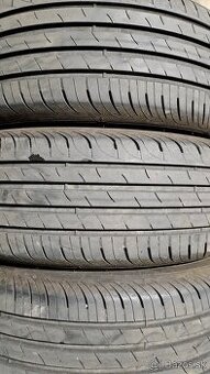 Predám 3ks pekné letné 215/60r17-96H Sava