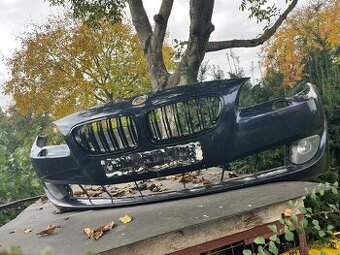 Predný Naraznik z hmlovkami pridám aj mriežky