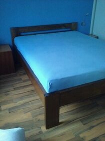 Manzelska bukova postel