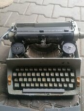 Pisaci stroj - 1