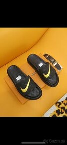 LV Nike pantofle vel 44