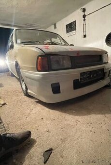 Súrne predám Škoda 120l