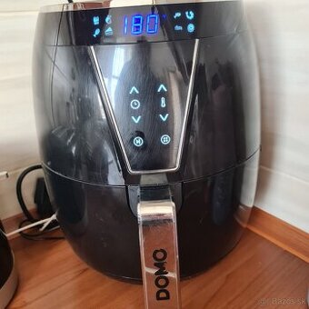 Teplovzdušná fritéza Domo 4l, 1500W