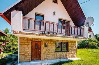 CHATA v centre obce_Mojtín