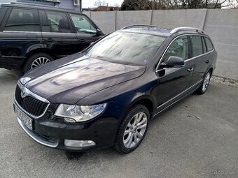 Škoda Superb Combi 2,0 TSI Elegance DSG r.v.2011.