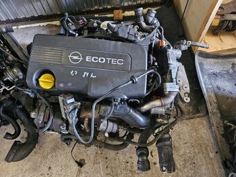 Predám kompletny motor 1.7 cdti 81kw A17DT