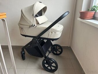 Kombinovaný kočík Carrello Omega plus