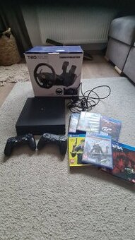 PS 4 PRO 1 TB + volant + hry