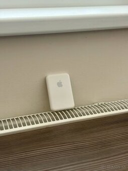 Apple MagSafe Battery Pack
