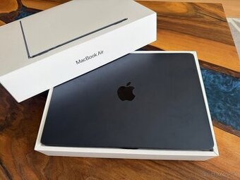 MacBook Air M4 16gb ram 13” zaruka