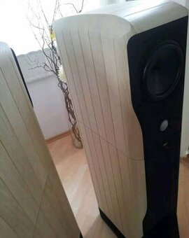 High-End reproduktor Chario Sovran