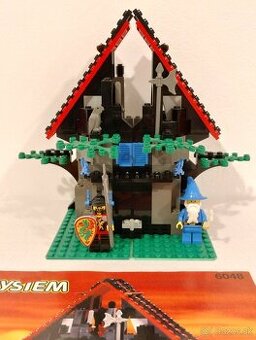 LEGO Castle 6048 Majisto's Magical Workshop