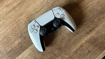 PS5 DualSense