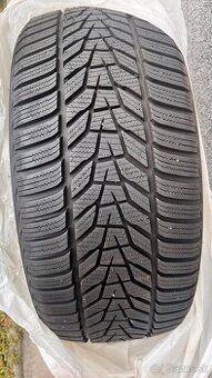 HANKOOK EVO3 225/40R18