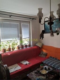 PREDAJ - 1- izbový byt s loggiou na ulici Štefana Králika - 1