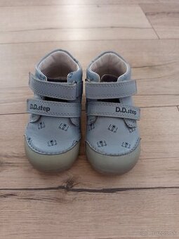 D.D.step celoročne topánky veľkosť 22