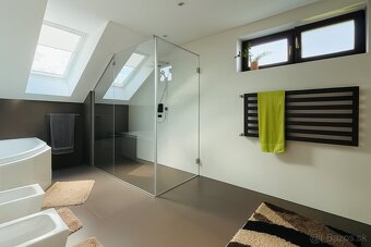 Elegantný 4izb. RD s garážou a terasou – Poproč, Košice