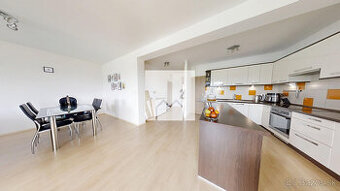 4-izb. byt s veľkou terasou, park. miesto a garáž v cene