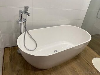 Predam vaňu s batériou (liaty mramor)