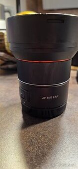 Samyang AF 14mm f/2, 8 RF pre Canon RF s autofocusom
