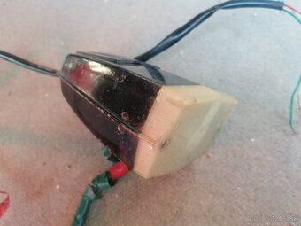 Predné svetlo na Babetta 207