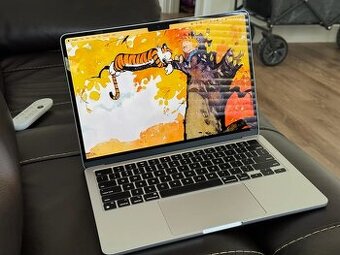 Predám Macbook Air M3 8/256 silver