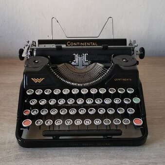 Prenosný starožitný písací stroj Continental z roku 1938