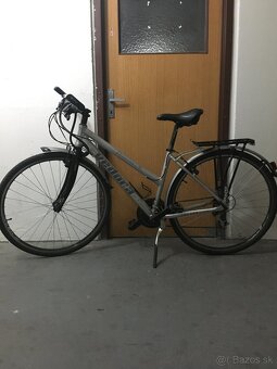 Dámsky trekingový bicykel