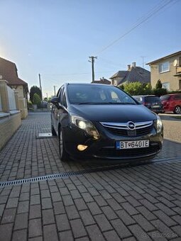 Opel Zafira Tourer 2.0 CDTI 7 miestne