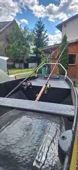 Predám laminatovy čln na ryby