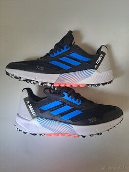 ADIDAS Terrex 320