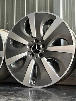 #1 Elektróny originál Mercedes r19