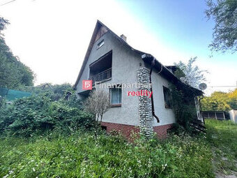 Štýlový rodinný dom pod lesom na peknom mieste v Kanaši (F50 - 1