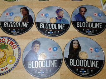 original dvd na foto Terapie Bloodline Dr House Mash atd