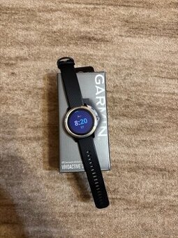 Garmin hodinky vivoactice 3