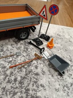 BRUDER auto- cestari