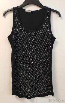 Dámske čierne tielko so striebornými kamienkami